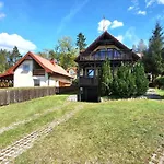 Dom Letniskowy Narie