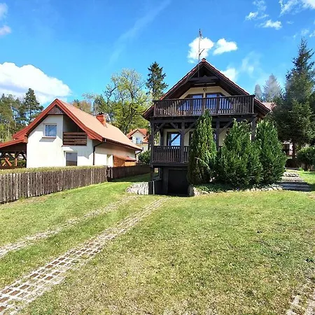 Dom Letniskowy Narie